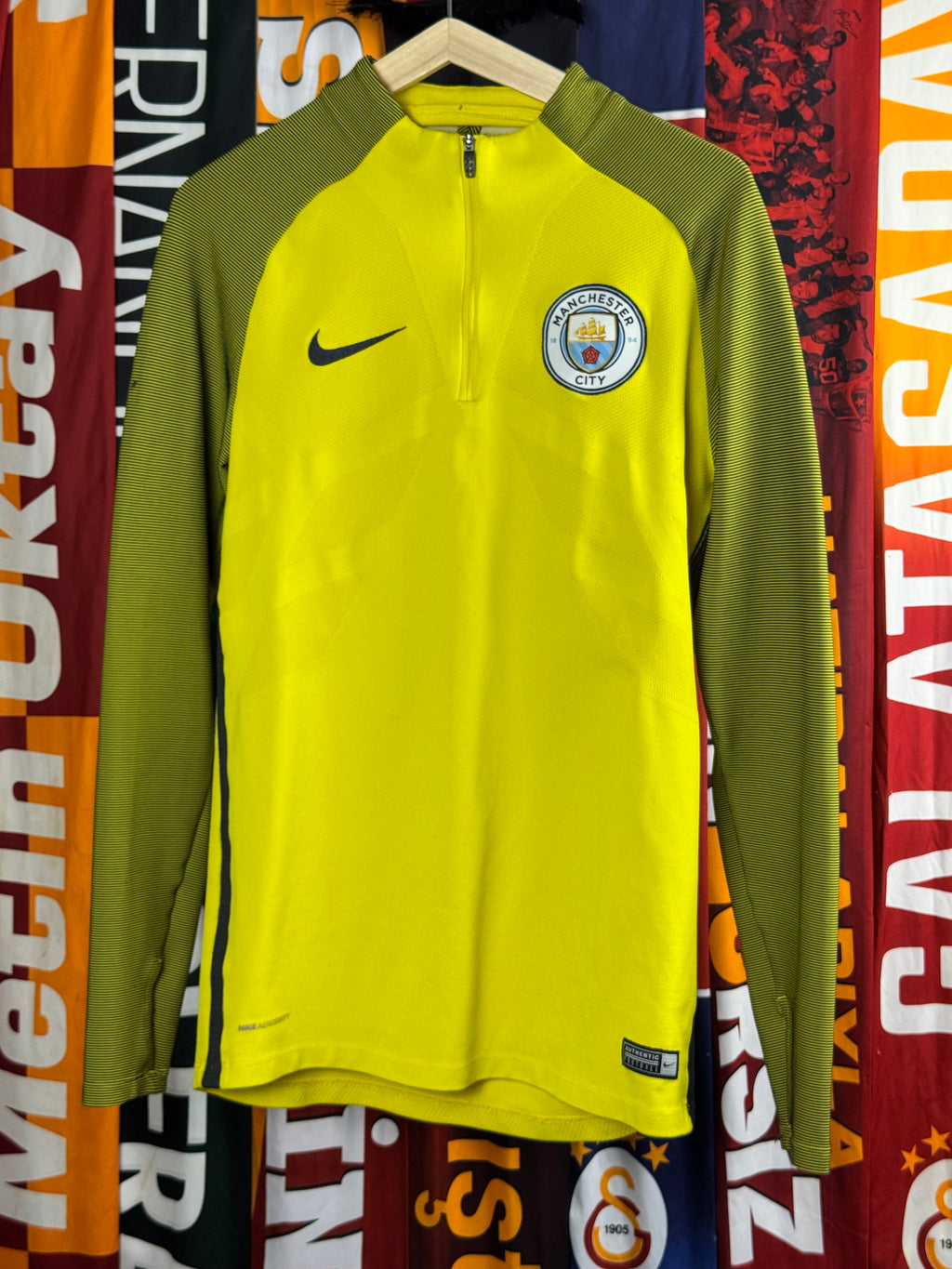 Manchester City Trainingsshirt Strike Drill Gr. S