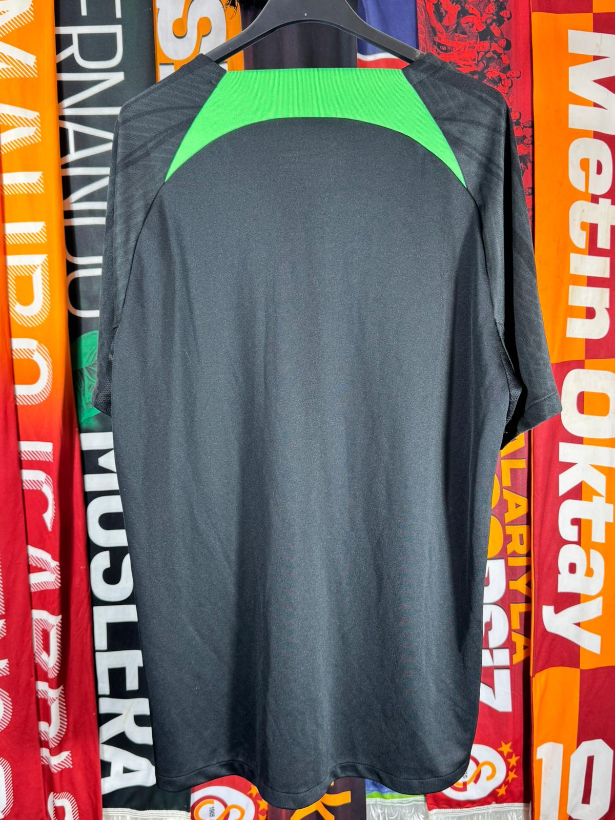 Liverpool Aufwärmshirt 2023/2024 Gr.XL
