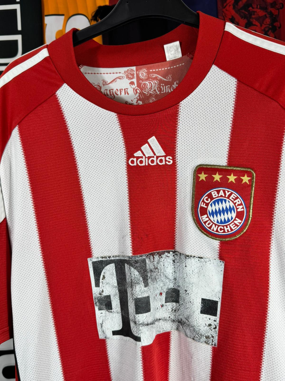 FC Bayern München Heimtrikot 2010/2011 Gr. M